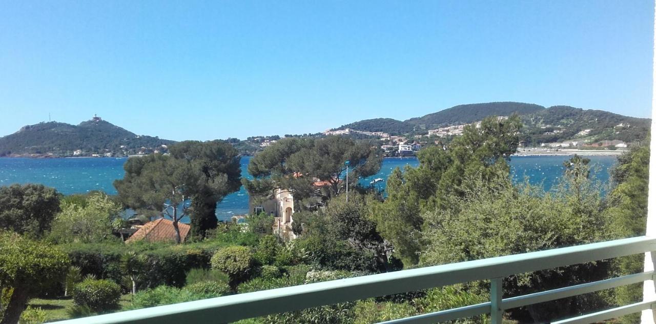 Appartement Vue Mer Piscines Parking Les Coraux Agay Plage Saint-Raphaël Dış mekan fotoğraf